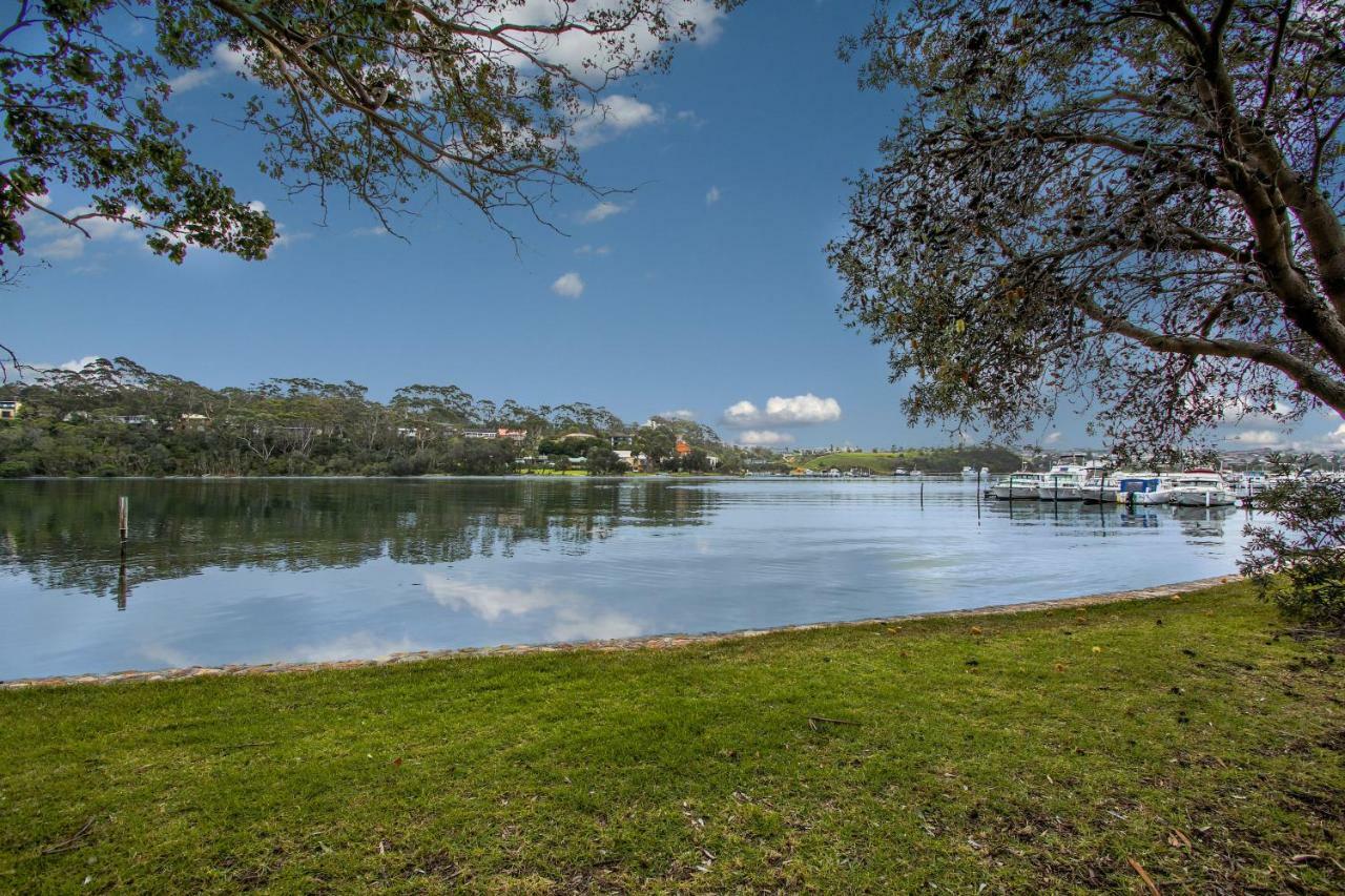 Hybiscus Waterfront Apartments Lakes Entrance Esterno foto