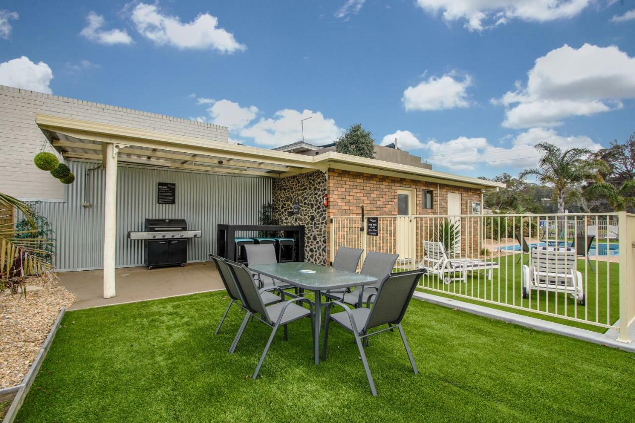 Hybiscus Waterfront Apartments Lakes Entrance Esterno foto